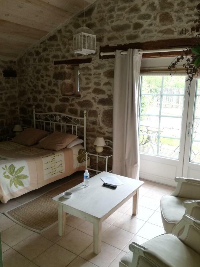 La Traineliere Bed & Breakfast Les Epesses Exterior photo